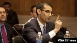 美国独立创业者思迪吉在国会作证 (美国之音 常晓拍摄)