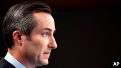 Metju Miler, portparol Stejt departmenta (Foto: AP/Nathan Howard)