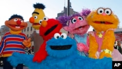 Muppets from Sesame Street are known around the world. Ernie, Bert, Elmo, Cookie Monster and others teach healthy tips in a new collection of videos. 