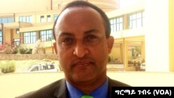 በኢትዮጵያ ውጭ ጉዳይ ሚኒስቴር የጎረቤት አገሮች ጉዳይ ሃላፊ አቶ መለስ አለም 