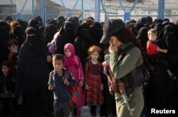 زنان و کودکان بیشترین درصد جمعیت کمپ الهول را تشکیل می دهند - ۲۶ اوت ۲۰۲۲