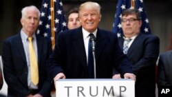 បាតុករ​ប្រឆាំង​នឹង​រដ្ឋាភិបាល​ម្នាក់​បាញ់​កាំភ្លើង​ត្បាល់​ដែល​ធ្វើ​ដោយ​ដៃ នៅ​ក្នុង​ក្រុង Managua ប្រទេស​នីការ៉ាហ្គា ដើម្បី​ទាមទារ​ឲ្យ​មាន​យុត្តិធម៌​សម្រាប់​មនុស្ស​៦នាក់​នៅ​ក្នុង​គ្រួសារ​មួយ​ដែល​បាន​ស្លាប់​​ នៅ​ពេល​ផ្ទះ​របស់​ពួកគេ​ត្រូវ​បាន​ឆេះ។ 