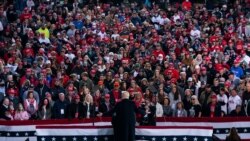 Shugaba Donald Trump yana magana a wani gangamin yakin neman zabe a Circleville, Ohio. (AP Photo)