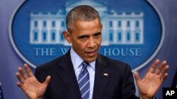 ប្រធានាធិបតីអាមេរិក លោក បារ៉ាក់ អូបាម៉ា ថ្លែង​ក្នុង​សន្និសីទ​សារព័ត៌មាន​នៅ​សេតវិមាន​​ កាល​ពី​ខែ​ធ្នូ​ ឆ្នាំ២០១៦។