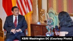 Luhut Binsar Panjaitan/Menko Kemaritiman akui masih banyak pekerjaan rumah yang harus diselesaikan Indonesia untuk memulihkan perekonomian. (Courtesy: KBRI)