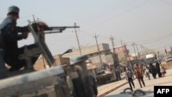 Pasukan Irak berpatroli di kawasan Hammam al-Alil, sekitar 14 kilometer dari pinggiran Mosul, pada 7 November 2016. (Foto: ilustrasi)