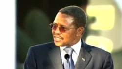 Obama Receives Huge Welcome in Tanzania