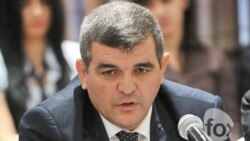 Fazil Mustafa Amerikanın Səsinə danışır