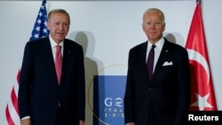 Erdogan i Bajden na marginama samita G20 u Rimu