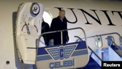 U.S. Vice President Joe Biden arrives at the airport in Istanbul, Turkey, Jan. 21, 2016.