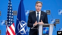 Američki državni sekretar Entoni Blinken na konferenciji za novinare u Briselu, 29. novembra 2023. (Foto: AP/Saul Loeb)