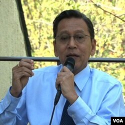 Wakil Presiden Boediono saat melakukan jumpa pers di Wisma Indonesia, Washington, April lalu.