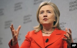 លោក​ស្រី​រដ្ឋ​មន្រ្តី​ក្រសួងការបរទេស​សហរដ្ឋ​អាមេរិក​ Hillary Clinton ស្តីពី​បញ្ហា​ប្រទេស​កូរ៉េខាង​ជើង។