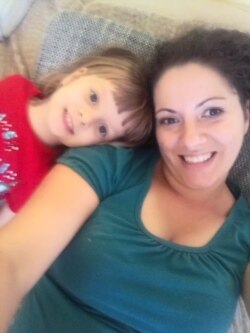 Slavena Marić-Rajić sa kćerom Anđelom