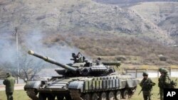 რუსი ჯარისკაცები, სიმფეროპოლი, უკრაინა, 27 მარტი, 2014