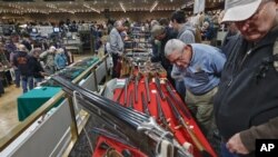 იარაღის გამოფენა-გაყიდვა ტეხასში