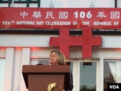 美国众议院外交事务委员会荣誉主席罗斯雷提南