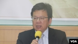 民进党立委李俊俋(美国之音杨明拍摄)