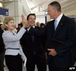 Senator Xatchison Texas shtatidagi yirik kompaniyalardan birida