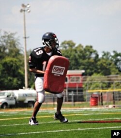 Samee Khan takes to the practice field while also fasting for Ramadan.