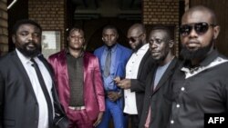 Ramazani Shadary à l'entrée de la cathédrale, à Kinshasa, le 24 novembre 2018.