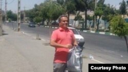The Center for Human Rights in Iran (CHRI) says Iranian authorities released civil society activist Jafar Eghdami, seen here in this undated photo, from a prison in Karaj on Aug. 13, 2018 after he served a 10-year sentence for photographing Khavaran cemetery, where bodies of political prisoners executed in 1988 are buried. (Photo courtesy of CHRI)