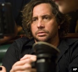 Director Samuel Bayer on the set of “A Nightmare on Elm Street”