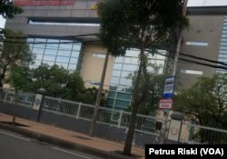 Gedung IGD RSAL Dr. Ramelan Surabaya menjadi tempat perawatan beberapa korban atap ambruk Paviliun 7 Ruang Syaraf.