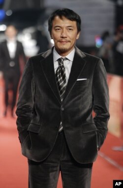 赵薇新片《没有别的爱》男主演戴立忍