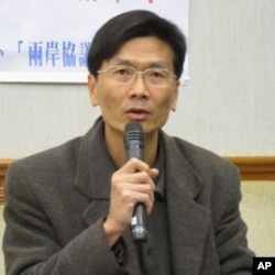 台湾守护民主平台召集人徐伟群