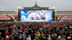 آلمانی ها سالروز فروریزی دیوار برلین را جشن گرفتند