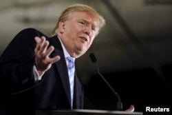 U.S. Republican presidential candidate Donald Trump speaks at a rally at Iowa State University in Ames, Iowa, Jan. 19, 2016.