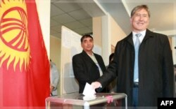 Olmosbek Otamboyev, Bishkek, 30-oktabr 2011