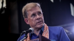 លោក W. Patrick Murphy ឯកអគ្គរដ្ឋទូត​ស.រ.អា នៅ​ពិធីខួប​៧០ឆ្នាំ​នៃ​ទំនាក់ទំនង​ការទូត​អាមេរិក និង​កម្ពុជា ដែល​រៀបចំ​ដោយ​ស្ថានទូត​អាមេរិក​នៅ Futures Factory នៅ​រាជធានី​ភ្នំពេញ​នៅ​ថ្ងៃទី ០៨ ខែមករា ឆ្នាំ២០២០។ (អូន ឆេងប៉រ/VOA)