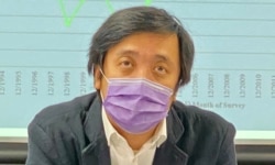 香港中文大学新闻与传播学院院长李立峰表示，18%港人没有新年愿望，反映香港社会充满无力感 (美国之音/汤惠芸)