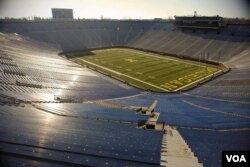 Michigan Stadium, by Andrew Hart