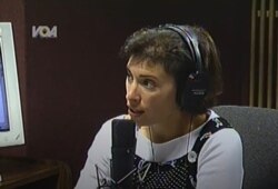 Barbara Klein vodi program "News Now" za vrijeme terorističkih napada na New York 11. septembra 2001.