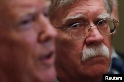 Savetnik Bele kuće za nacionalnu bezbednost, Džon Bolton, učestvuje u brifingu predsednika Trampa od viših vojnih lidera u Beloj kući u Vašingtonu, 9. aprila 2018.