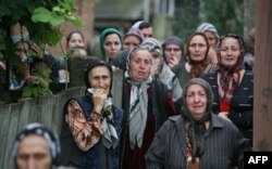 Chechenistonda xotin-qizlar boshini o'rashga majbur