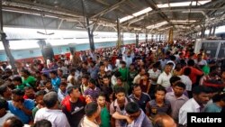 بنگلور میں چہرہ شناخت کرنے کے نظام کی آزمائش جاری ہے جہاں روزانہ 5 لاکھ مسافروں کے چہرے اسکین کیے جا رہے ہیں۔