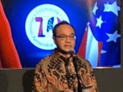 Pelaksana Tugas (Plt) Juru Bicara (Jubir) Kementerian Luar Negeri (Kemenlu) RI Teuku Faizasyah. (Foto: VOA/ Ghita)