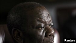 Morgan Tsvangirai, leader du parti d'opposition Mouvement pour le changement démocratique (MDC) lors d'une conférence de presse à Harare, Zimbabwe,16 novembre 2017.