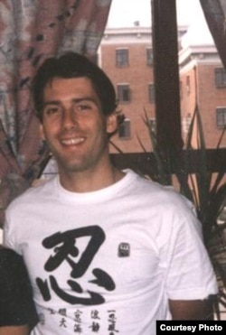 前洛杉矶时报和国际合众社驻京记者桑万（照片由桑万提供）