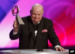 Don Rickles accepts the legend award at the TV Land Awards, April 19, 2009, in Universal City, California.