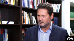 Hudson Institute senior fellow Michael Pregent speaks to VOA Persian in Washington, July 12, 2018, about NATO’s new training mission for Iraqi forces.