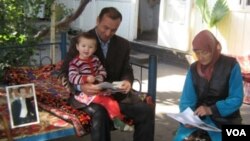 Alisher Soipovning oilasi adolatdan umidini uzmagan. Zulayho, Alisherning qizi, hozir besh yoshda. (Suratni ustiga bossangiz kattalashadi)