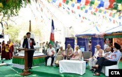 រូបឯសារ៖ រដ្ឋាភិបាល​និរទេស​ទីបេ​រៀប​ចំ​ពិធី​អរគុណ​ឥណ្ឌា រយៈ​ពេល​៣​ថ្ងស​នៅ​ទីក្រុង​ញូវដេលី