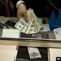 Dollarning qadri past