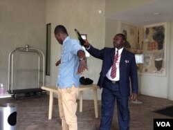 FILE - The Radisson Blu hotel in Freetown, Sierra Leone, is one of several hotels that has increased security because of recent attacks in West Africa, Jan. 28, 2016. (N.devries/VOA)