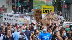 Koalicija nastavnika, studenata i porodica protestuje na mitingu nazvanom Nacionalni dan otpora nebezbednom otvaranju škola, 3. avgusta 2020.